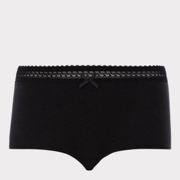 NWT TORRID COTTON MID-RISE BOYSHORT LACE TRIM PANTY PLUS SIZE 4 - Picture 1 of 1